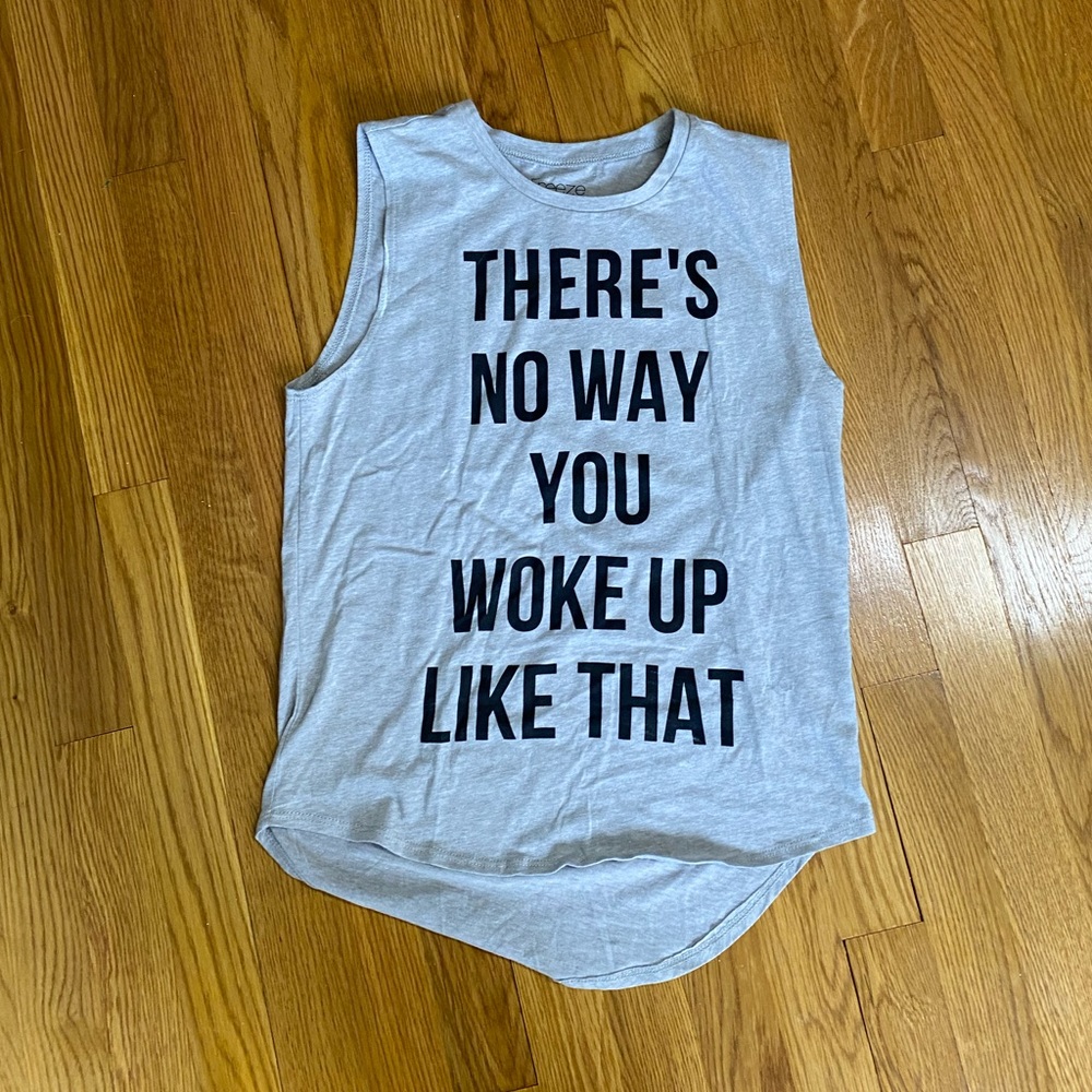 Graphic work out top size Small